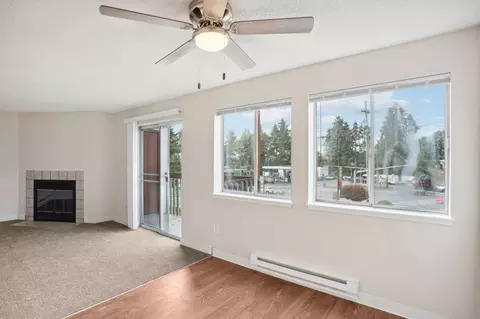 12825 60th Ln S, Seattle, WA 98178