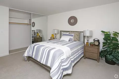 10210 N Foothill Blvd, Cupertino, CA 95014 photo 15
