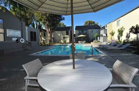 10210 N Foothill Blvd, Cupertino, CA 95014 photo 22