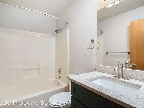 4800 Phinney Ave N, Seattle, WA 98103 photo 5