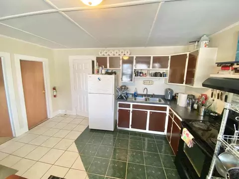156 Park St, Burlington, VT 05401