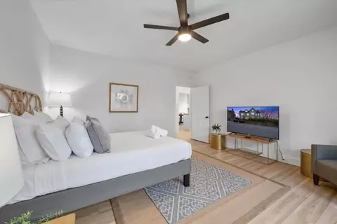 Mccormick Pl, Cincinnati, OH 45219 photo 3