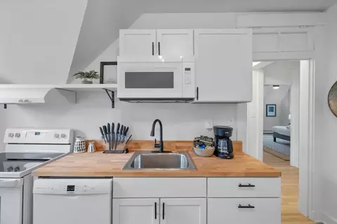 Mccormick Pl, Cincinnati, OH 45219 photo 7