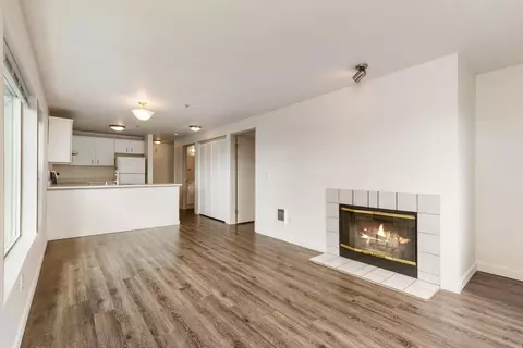 300 11th Ave, Seattle, WA 98122
