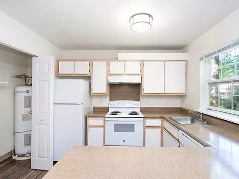 1201 NE 8th St, Gresham, OR 97030 photo 3