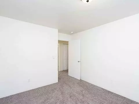 1201 NE 8th St, Gresham, OR 97030 photo 13