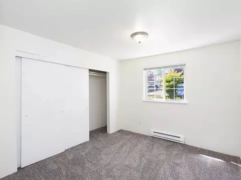 1201 NE 8th St, Gresham, OR 97030 photo 8