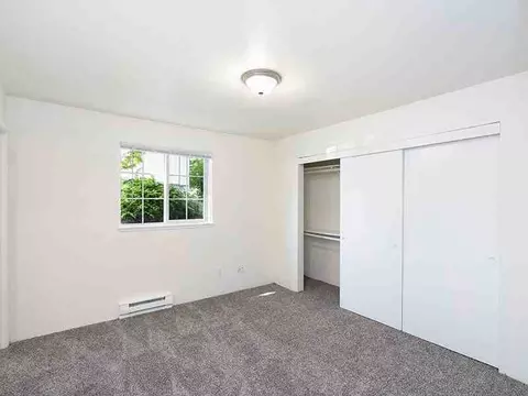 1201 NE 8th St, Gresham, OR 97030 photo 5