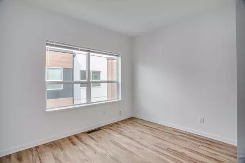 3333 Nicollet Ave, Minneapolis, MN 55408