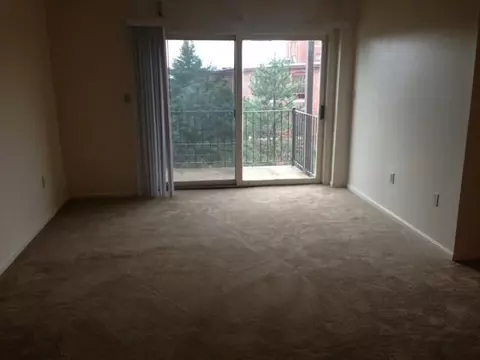 497 Silver St, Manchester, NH 03103