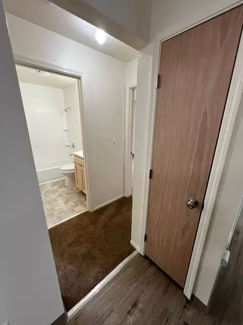 7001 Weimer Rd, Anchorage, AK 99502 photo 9