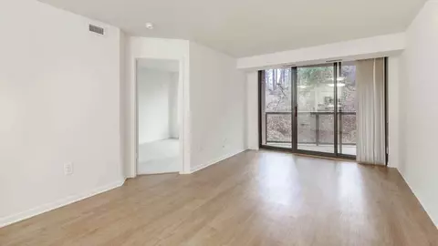 2501 Porter St NW, Washington, DC 20008 photo 9