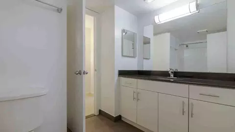 2501 Porter St NW, Washington, DC 20008 photo 41