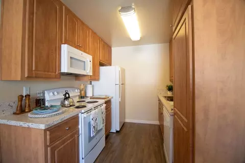 9585 Gold Coast Dr, San Diego, CA 92126