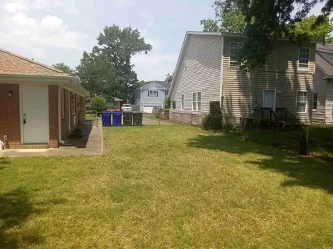 223 Woodview Ave, Norfolk, VA 23505