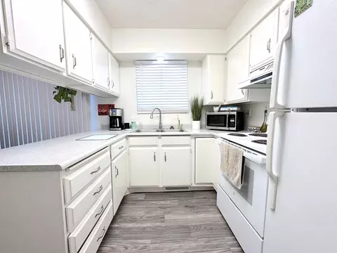 29 W 100 S, North Salt Lake, UT 84054
