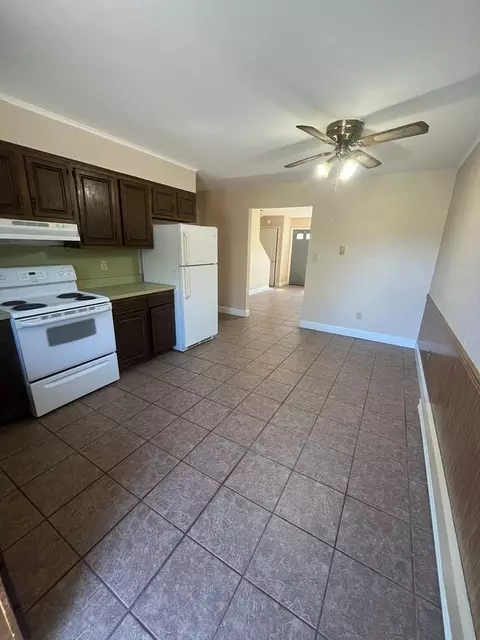 186 E Main St, Howard, PA 16841 photo 3
