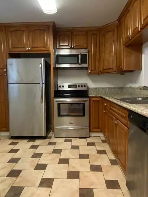 130 S Flores St, Los Angeles, CA 90048