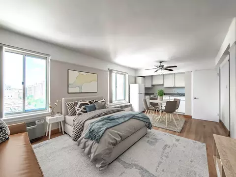 4750 N Clarendon Ave, Chicago, IL 60640 photo 4