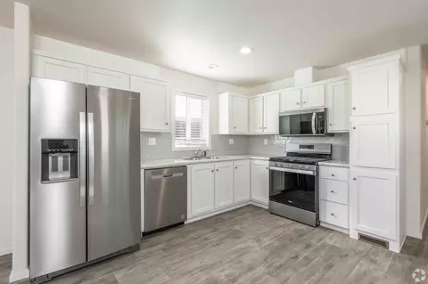 3115 Glenarm Rd, Stratmoor, CO 80911