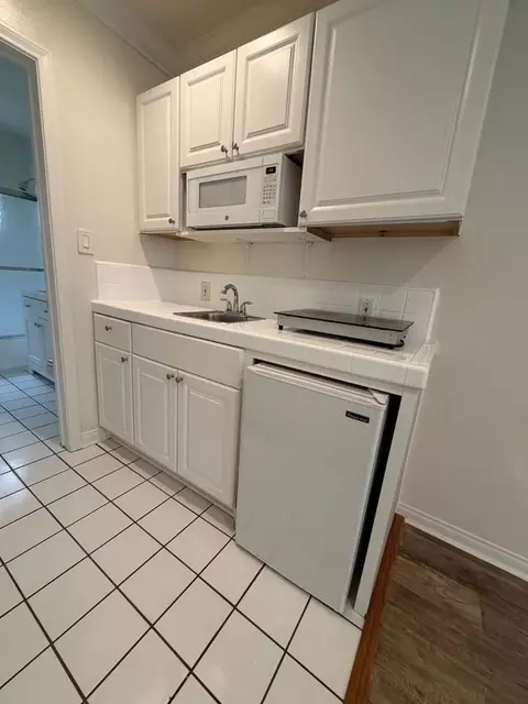 3940 Inglewood Blvd, Los Angeles, CA 90066 photo 2