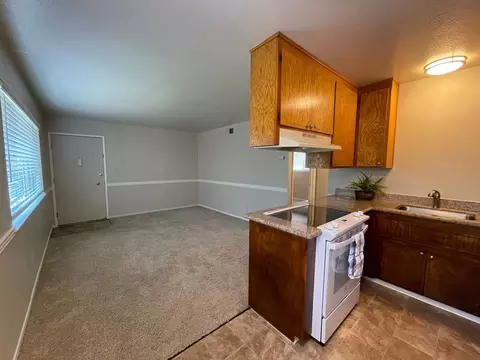 2316 Capitol Ave, Sacramento, CA 95816