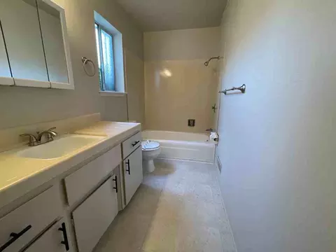 2316 Capitol Ave, Sacramento, CA 95816