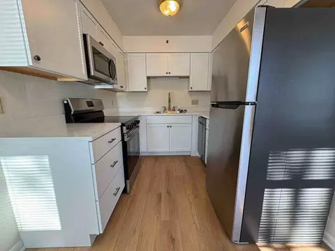 506 Shepard Ter, Madison, WI 53705
