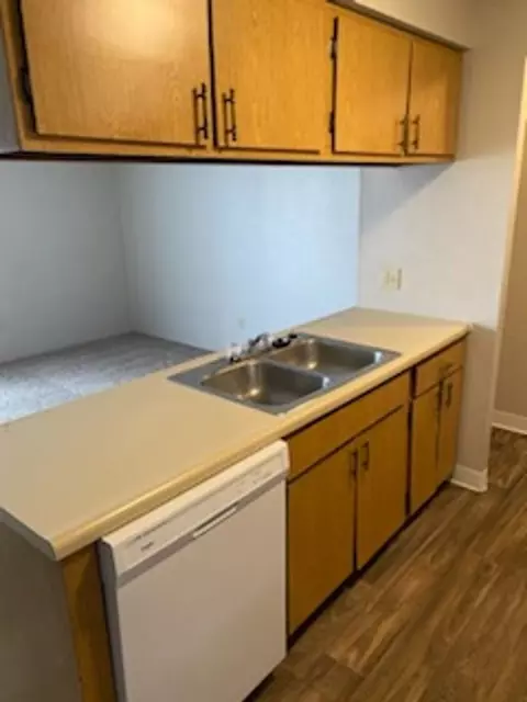 2701 S Emporia St, Wichita, KS 67216