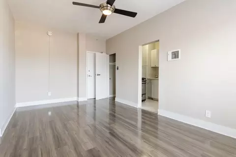 3715 W 1st St, Los Angeles, CA 90004