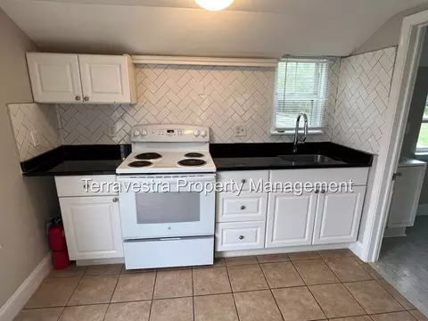 110 Woodbury Turnersville Rd, Blackwood, NJ 08012