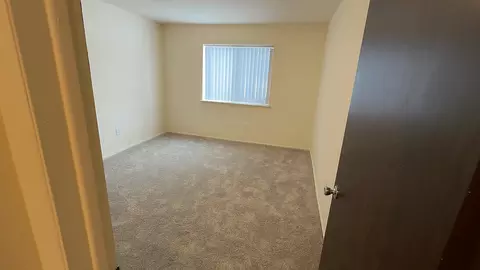 36420 Union Lake Rd, Harrison Township, MI 48045 photo 9