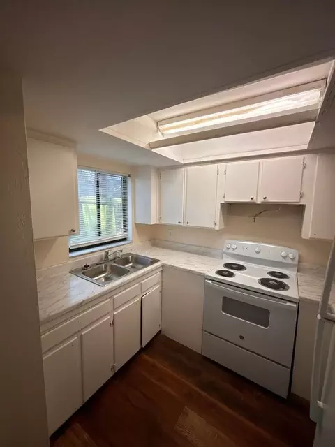 722 SW 70th Ter, Gainesville, FL 32607