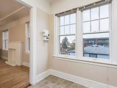 708 NW 19th Ave, Portland, OR 97209