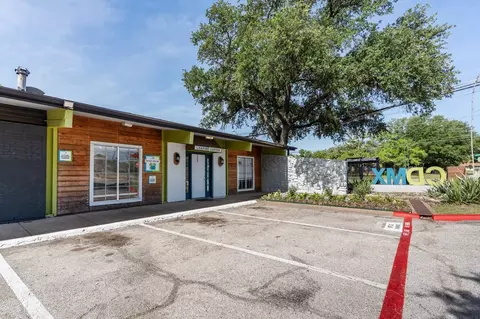2704 S Cockrell Hill Rd, Dallas, TX 75211 photo 15
