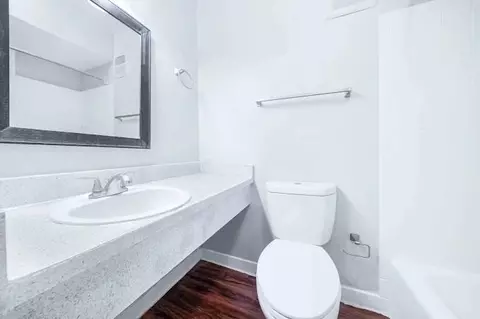 2704 S Cockrell Hill Rd, Dallas, TX 75211 photo 5