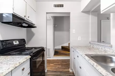 2704 S Cockrell Hill Rd, Dallas, TX 75211 photo 52