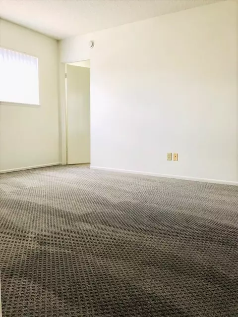 Redlands Oasis, Redlands, CA 92374 photo 6
