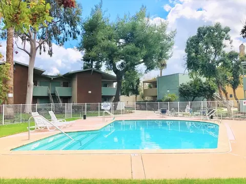 Redlands Oasis, Redlands, CA 92374 photo 9