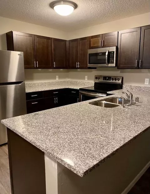400 Western Cir, Watkins, MN 55389