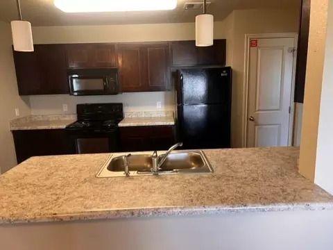 1615 W Eisenhower Rd, Rio Grande City, TX 78582
