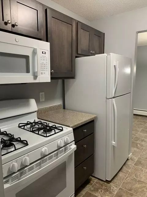 7721 Chanhassen Rd, Chanhassen, MN 55317