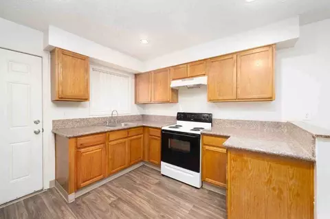 1205 E Powell Blvd, Gresham, OR 97030 photo 7