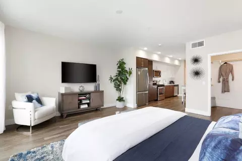 1110 W Town And Country Rd, Orange, CA 92868 photo 23