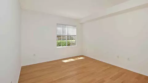27800 Mcbean Pkwy, Valencia, CA 91354 photo 17