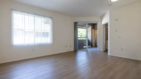 27800 Mcbean Pkwy, Valencia, CA 91354 photo 36