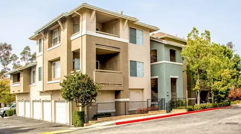 27800 Mcbean Pkwy, Valencia, CA 91354 photo 3