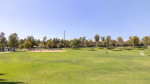 27800 Mcbean Pkwy, Valencia, CA 91354 photo 26