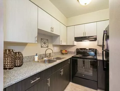 426 Valley Hi Cir, Colorado Springs, CO 80910