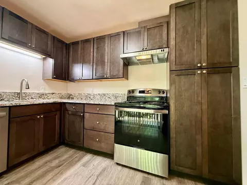 2202 SW Bertha Blvd, Portland, OR 97239